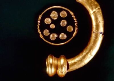 PDF: Der Goldfund von Saint-Louis bei Basel – Keltische Hortfunde mit Münzen und Ringschmuck
